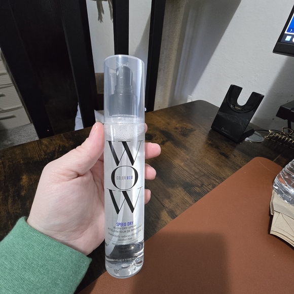 Color Wow Speed Dry AcceleratorSpray - Picture 2 of 5